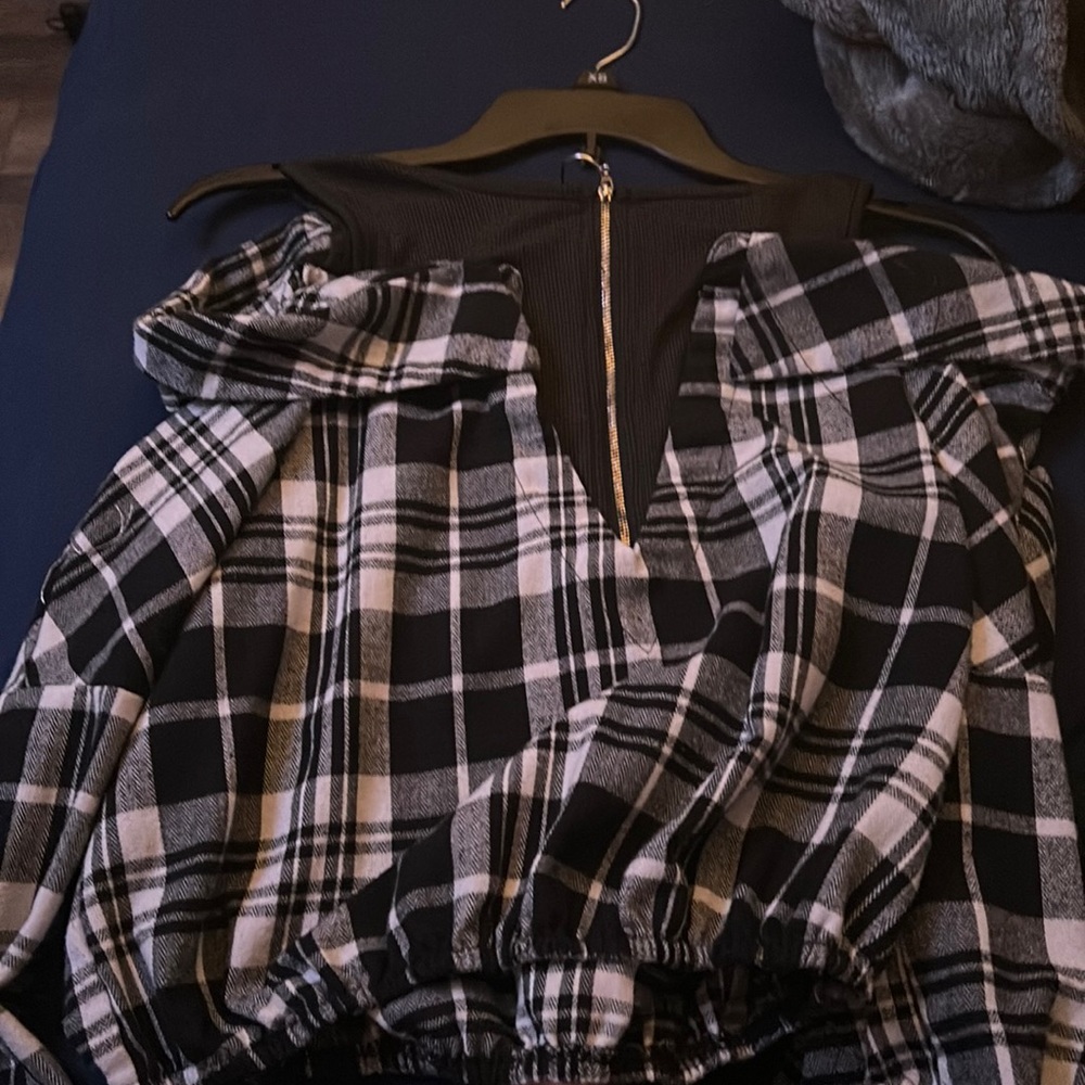 Black and white plaid zip up top size small
